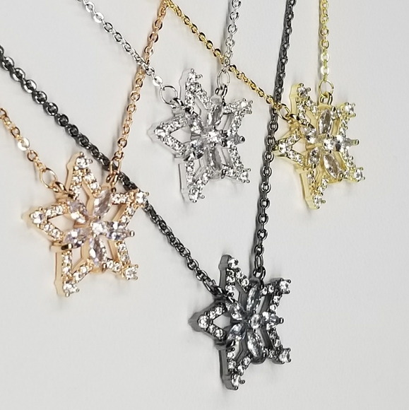 💖 New in Gift Box 🎁 CZ Diamond Necklace - Picture 5 of 10